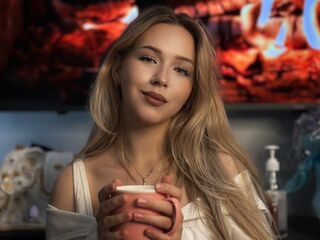 naked camgirl gallery AraCapell