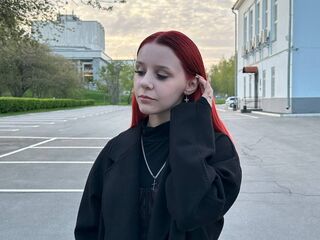 beautiful webcam girl BeataSantisteban