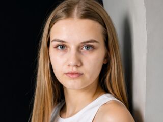 hot webcamslut BethanyBruchey