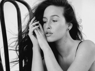 chat livesex BettyLarson