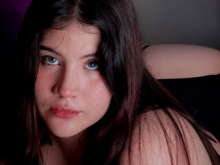 streaming live webcam BiancaField