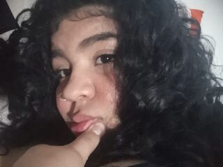 naked camgirl CamilaBliss