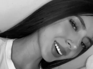 hot cam girl masturbating CamilaLorns