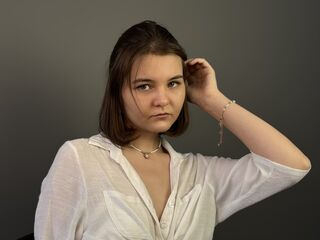 naked cam chatroom CaritaMattox