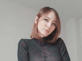 camgirl playing with sextoy CarmenColeman