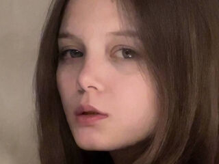 naked camgirl photo CarolinaHribar