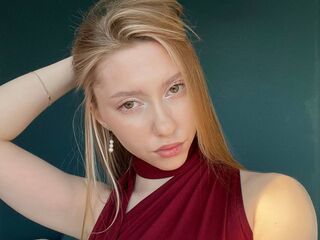 camgirl fingering shaved pussy CarylonBenzer