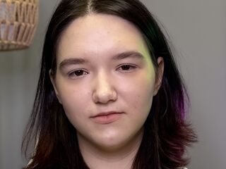 fingering girl cam CecilleBonavita