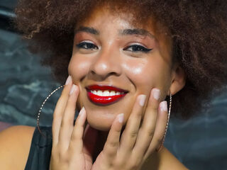 free webcam chat CemileTemplaz