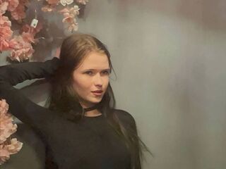 bedroom live cam CharisseChappel