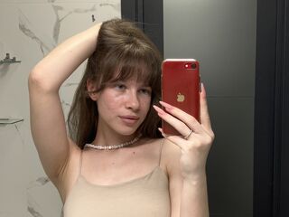 naked camgirl masturbating with vibrator CharmHuston