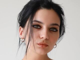 fingering girl cam picture ChongCanzio