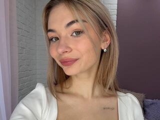 camwhore fingering pussy CindyRud