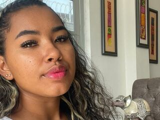 naughty camgirl CinnaPasiony