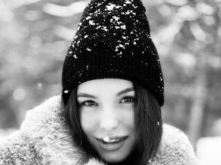 girl fingering bald pussy CurtisStelmack