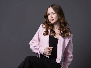 nude webcam girl pic DarleenBenjamin