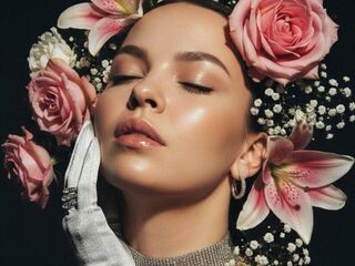 nude camgirl picture DelfinaArif