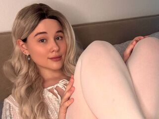 chatrubate cam girl picture DeluaMoon