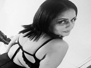 girl chatroom DevoraClarke