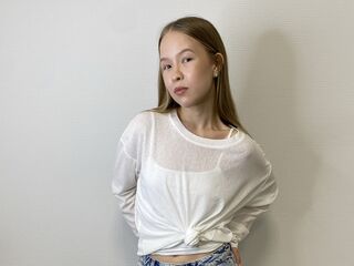 hot cam girl masturbating DortheyVath