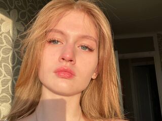 adult cam show EleanorPattinson
