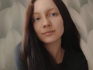 girl naked EllieCornfield