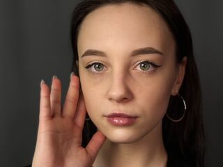 chatrubate cam girl EllynDarvish