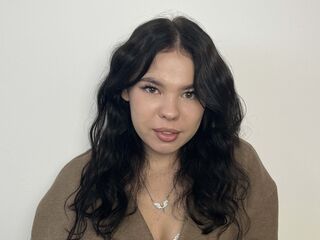 fingering camgirl EmaRushlow