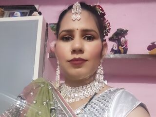hot striptease cam EmiliaDiva