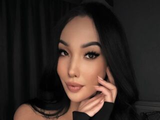 hot cam girl fingering shaved pussy EmilyCorralos