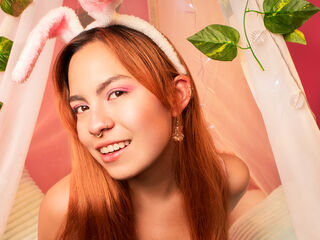 live-chat EmmaMonnet