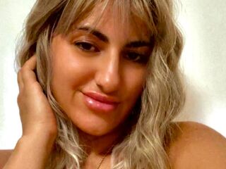 masturbating EriaBelle