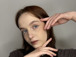 naked girl with live cam fingering ErmaSpillman