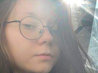 girl showing pussy EthylShrock