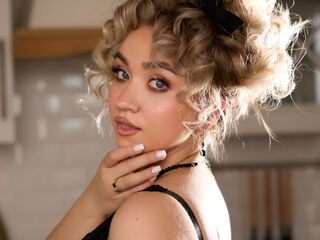 hot chat room EvaSoftly