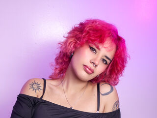 hot webcam slut EverlinHale