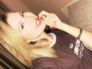 sexy cam girl picture FlossieRoseth