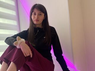 naughty cam girl fingering shaved pussy GaryMcGee