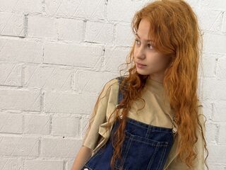 camwhore masturbating with dildo HeidyMichaelsen