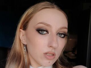 erotic cam video HenriettaFare