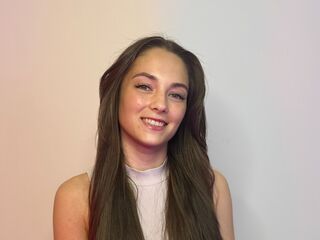 naked camgirl masturbating with dildo HenriettaGrundy