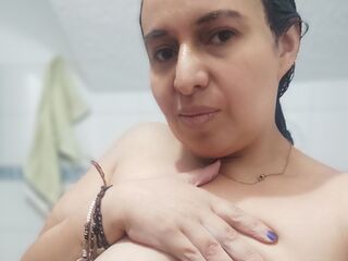 hot strip tease show IbannaBely