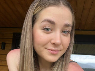 adultcam IlonaCabiness