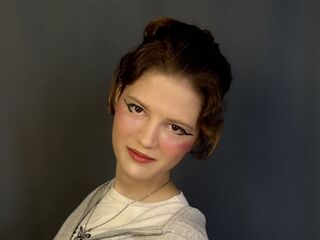 sexy webcam girl IrisKemp