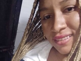 shower live cam IsisRusso