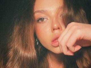 naked girl with webcam masturbating JanyceCruden