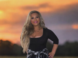 girl webcam show Jenlyn