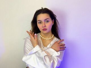 hot cam girl masturbating with vibrator JulietaWilde