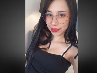 girl webcam show KarolyMoon