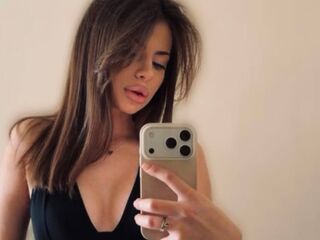 live cam girl pic KatrinGrant